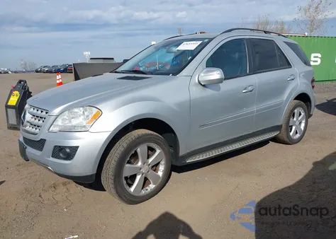 2009 Mercedes-Benz Ml 350 4Matic z USA, uszkodzony, nr VIN 4JGBB86E29A496586